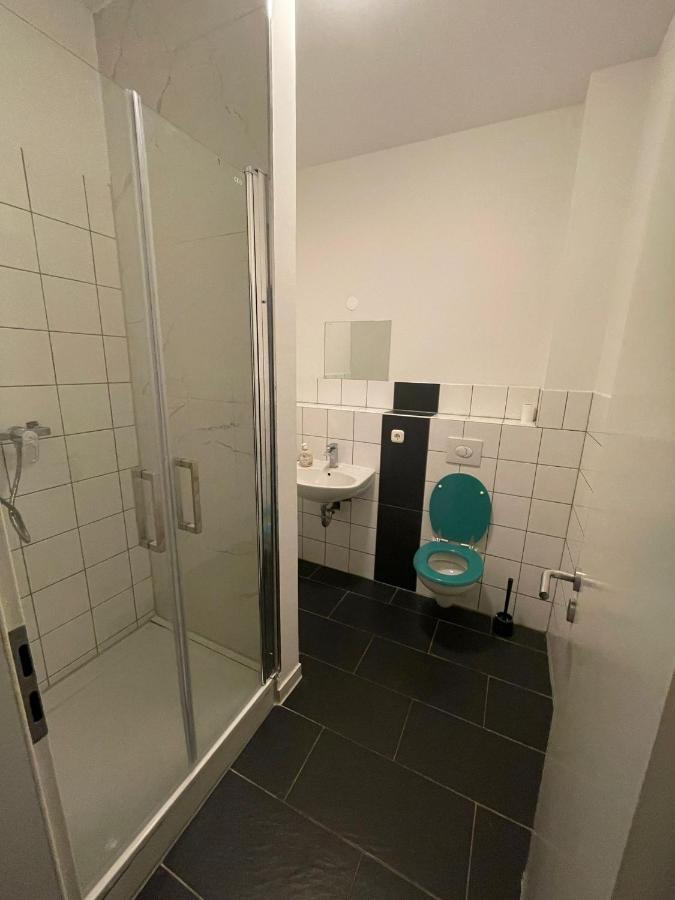 Monteur-Apartment Am Bahnhof Muhlheim am Main Ngoại thất bức ảnh