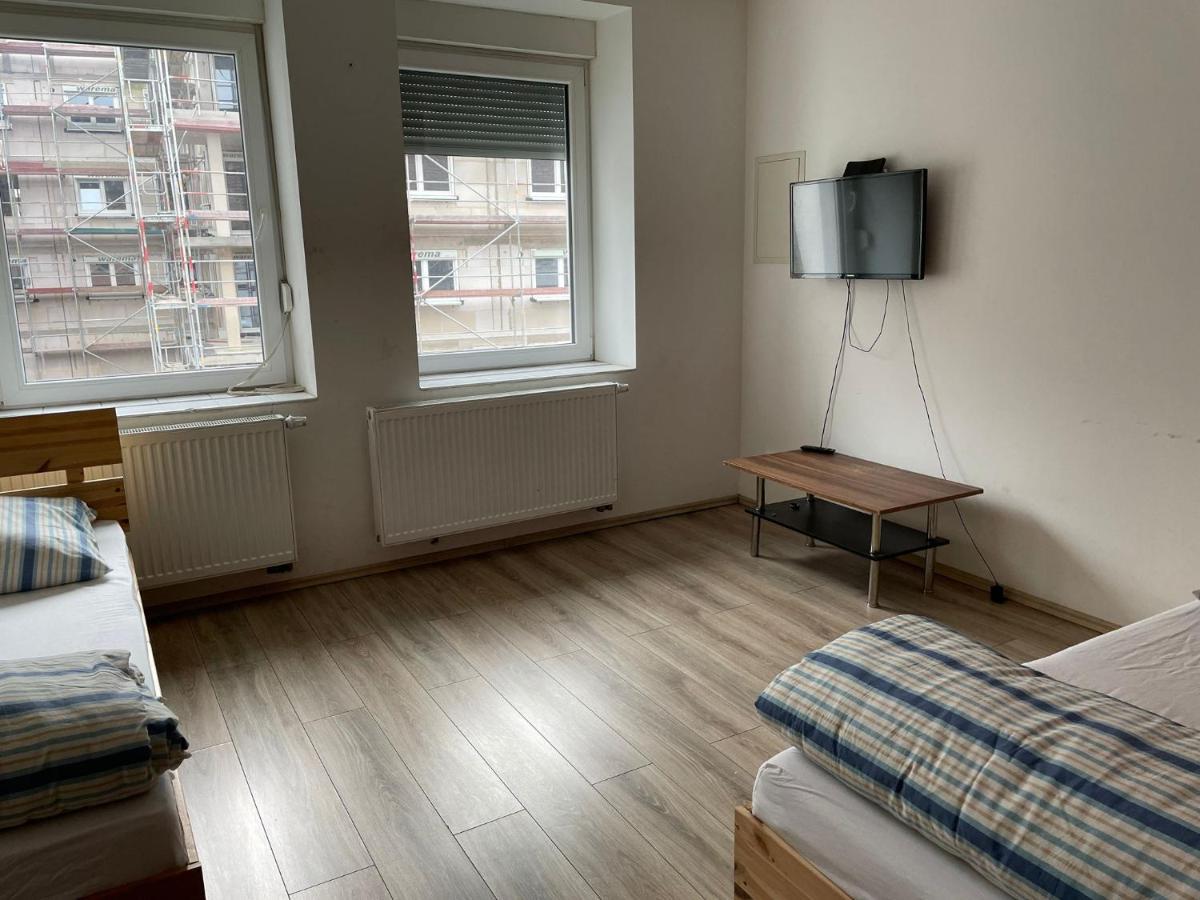 Monteur-Apartment Am Bahnhof Muhlheim am Main Ngoại thất bức ảnh